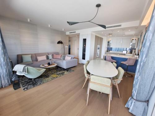 Le 120 m2 - luxe, piscine, terrasse et garage