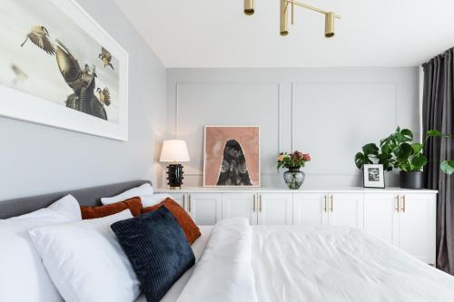 Posteľ alebo postele v izbe v ubytovaní TurnKey I Angelo Roma Apartments
