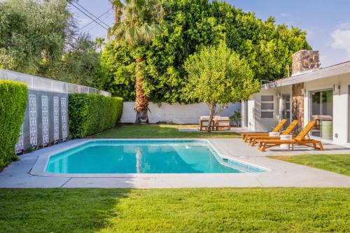 Bazén v ubytování The Horizon Escape 5BR Villa with Private Pool nebo v jeho okolí