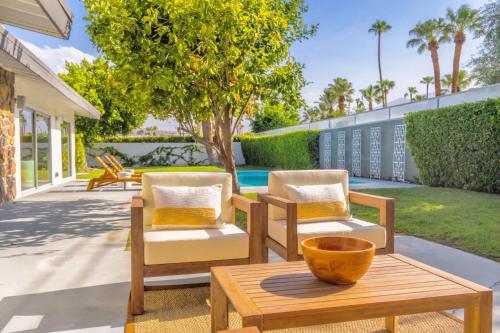 Zahrada ubytování The Horizon Escape 5BR Villa with Private Pool