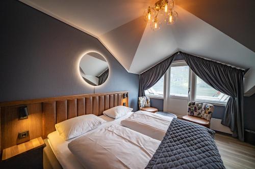 Giường trong phòng chung tại Hotel Aurlandsfjord