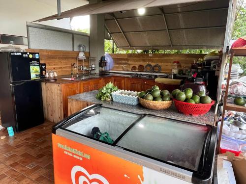 Kuchyň nebo kuchyňský kout v ubytování Peaceful Stream Homestay