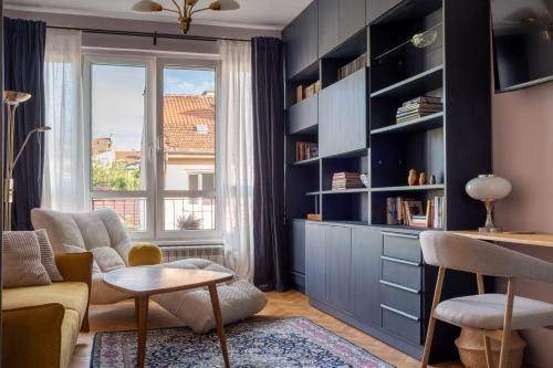 Retro-Chic 1BR Apartment next to Vasil Levski Blvd by Flat Mаnager