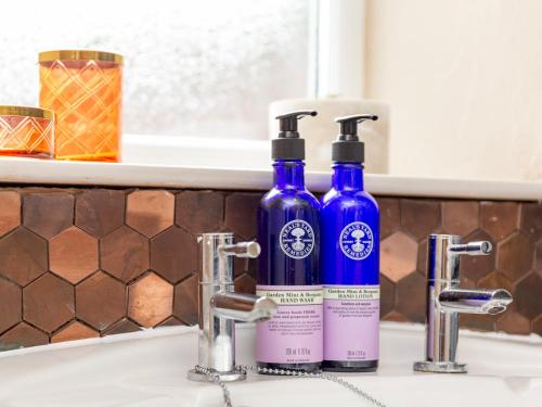 Foto sihtkohas Staindrop asuva majutusasutuse Pass the Keys Foxglove Cottage – Cosy Countryside Retreat galeriist