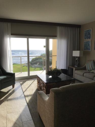 Afbeelding uit fotogalerij van Dawn Beach JW Marriott in Oyster Pond