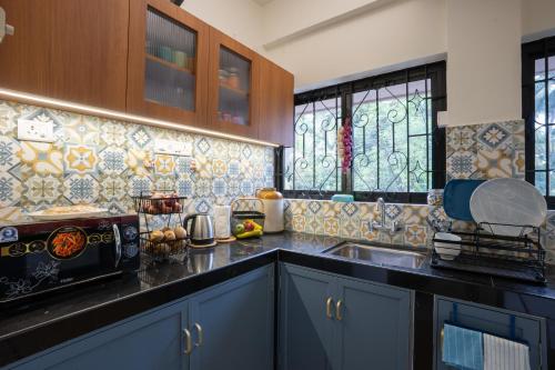 Kuchyň nebo kuchyňský kout v ubytování Braganza Bayt