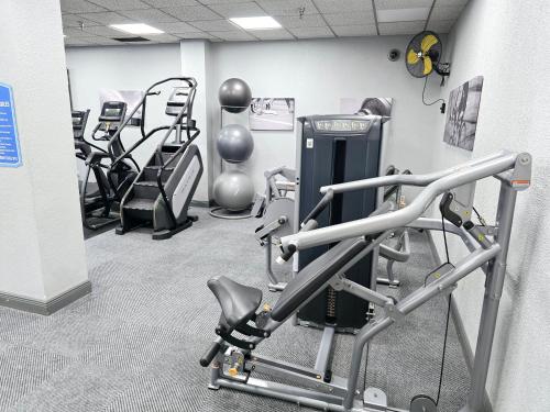 Γυμναστήριο ή/και όργανα γυμναστικής στο Tigertail Beach Within Reach