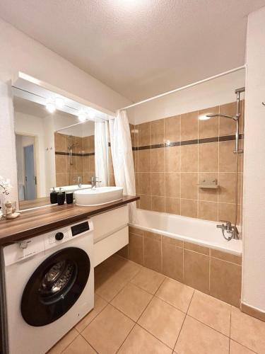 Logement 2 pièces cosy avec parking privé