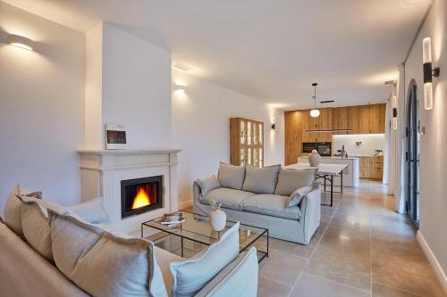 TERRE UGO - Villa & Suites au cœur des lavandes de Provence