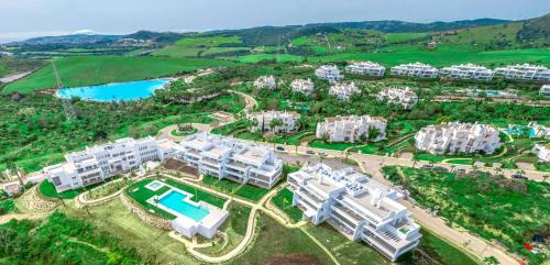 Alcazaba Lagoon Apt with Crystal Lagoon Access