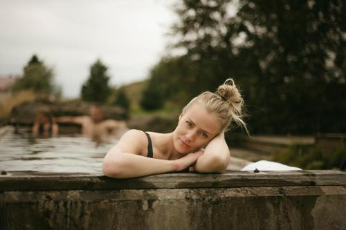 Galeriebild der Unterkunft Aurora Farm Hotel in Laugar