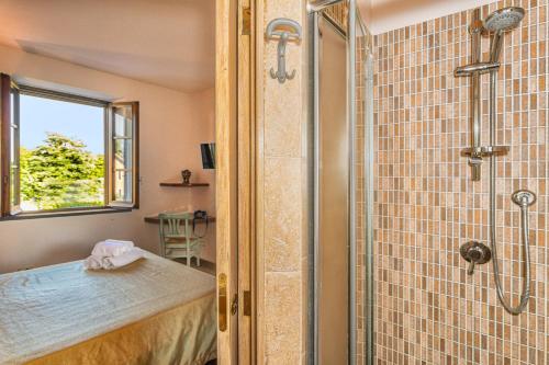 Koupelna v ubytování B&B Il Giardino dei Poeti and Apartaments