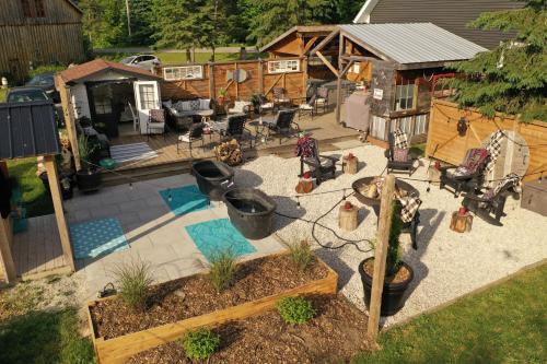 an aerial view of a backyard with a house at The Klinck House in Collingwood