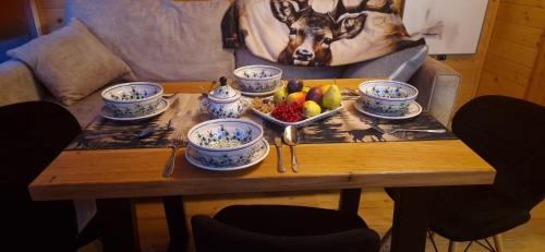 Jídlo v apartmánu nebo okolí