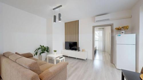 SALAN Apartman West