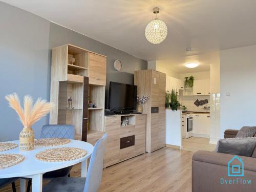 Coconut Apartment - 5 min to Baltic Sea
