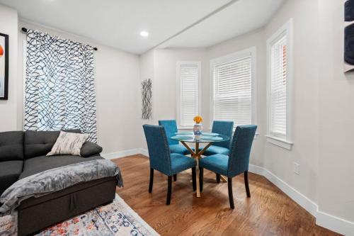 Gallery image of Luxury 3BR 2BA apt near Harvard with Free Parking in Boston