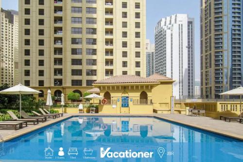 Vacationer Holiday Homes I Upgraded Studio I Heart of JBR I Near JBR Beach, Cafes & Restaurants