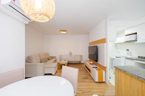 Køkken eller tekøkken på Apartamento Com Vaga e 2 Quartos - HUB2102A