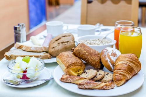 Ontbijt beschikbaar voor gasten van Hotel Mar Blau