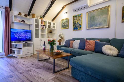 Penelope, rustic apartment next to the City Walls