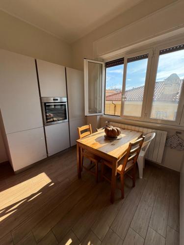 Pisana Home 40- ROMA RELAX APARTMENT