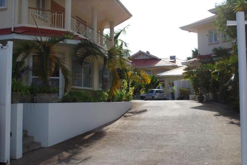 Το κτήριο όπου στεγάζεται  το bed & breakfast