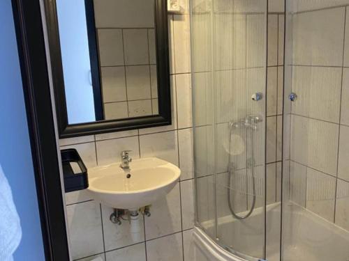 Duga House Room S6