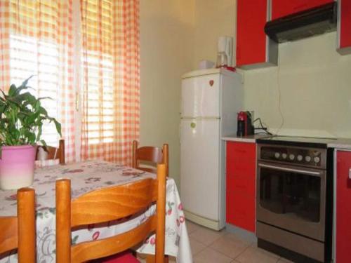 One Bedroom Apartment with Balcony 2