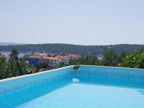 One Bedroom Apartment with Balcony 3