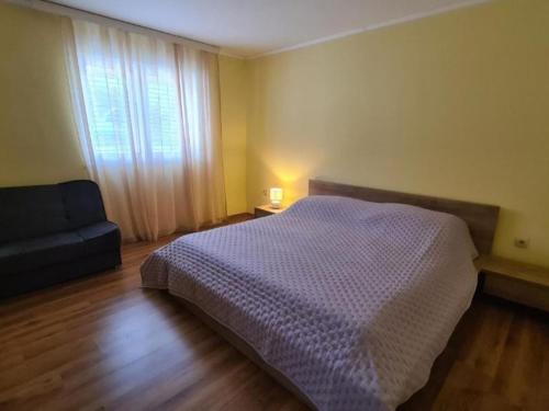 Apartment with Two Bathrooms
