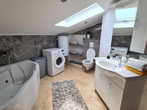 Apartment with One Bathroom