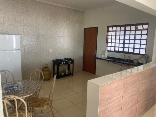 Η κουζίνα ή μικρή κουζίνα στο Casa Bela Vista II
