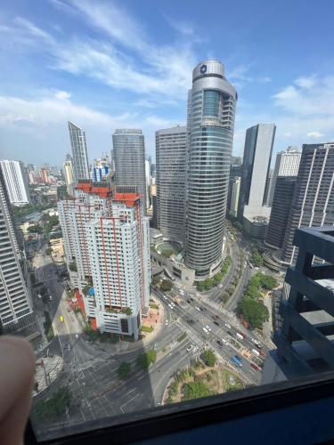 Ein allgemeiner Blick auf Sampong oder ein Stadtblick von der Ferienwohnung aus