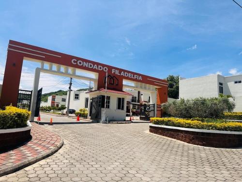 a gas station with a sign that reads condado flacco at Casa de Mama Francis Chiquimula in Chiquimula