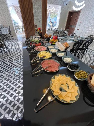 Jídlo v hotelu nebo okolí