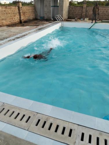 Πισίνα στο ή κοντά στο Kikambala eco villas