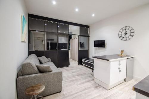 2 pièces moderne et climatisé - Rue Meynadier