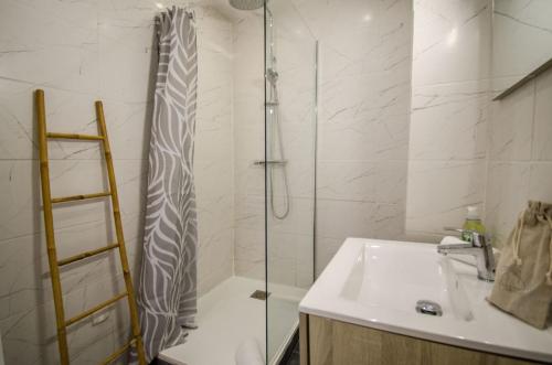 2 pièces moderne et climatisé - Rue Meynadier