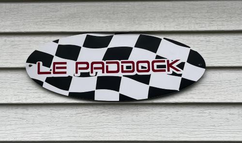 le paddock de nogaro