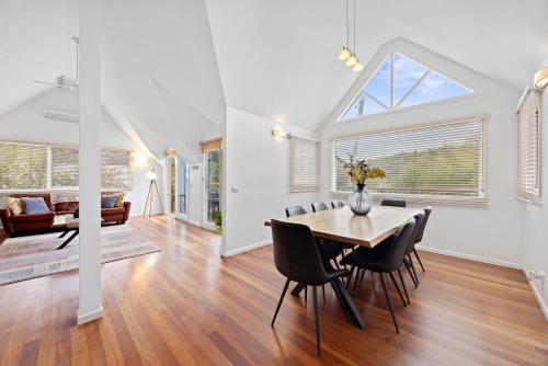 Fotografie z fotogalerie ubytování Jarrah Lodge - Sleeps 10 - Merrijig v destinaci Merrijig