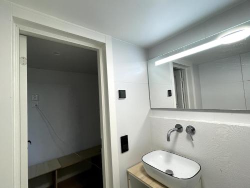 Un baño de Guesthouse at Roland's