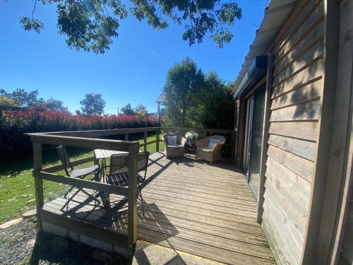 Afbeelding uit fotogalerij van Chalet Olisios, priate accommodation in beautiful countryside location in Pampelonne