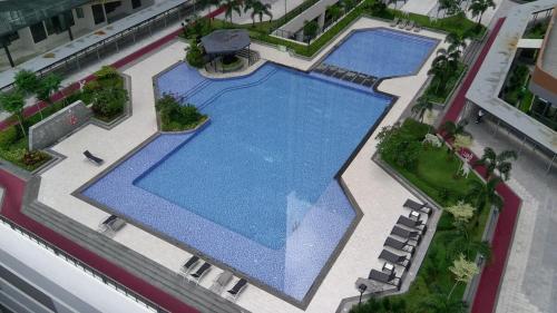 Hồ bơi trong/gần R&F Studio for 2-3pax JB Central CIQ
