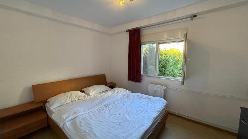 Sleep And Go Uioara - Parcare Inclusa