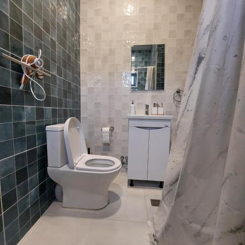 Spitak tun tesisinde bir banyo