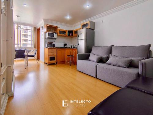 O bucătărie sau chicinetă la Edifício Capri - No Coração de Poços, com Vista deslumbrante para o Cristo