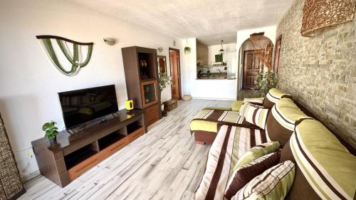 Love Stay 80m Sun Deck by Deihu Experiences