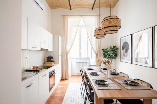 Gallery image of Comfortable luxury apartments near the Colosseum - Rome in Pastrengo