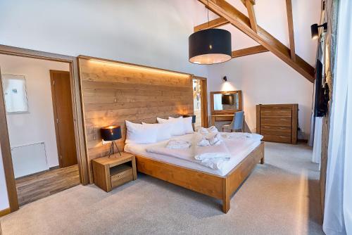 Postel nebo postele na pokoji v ubytování Vila HIMALAYA with FREE parking